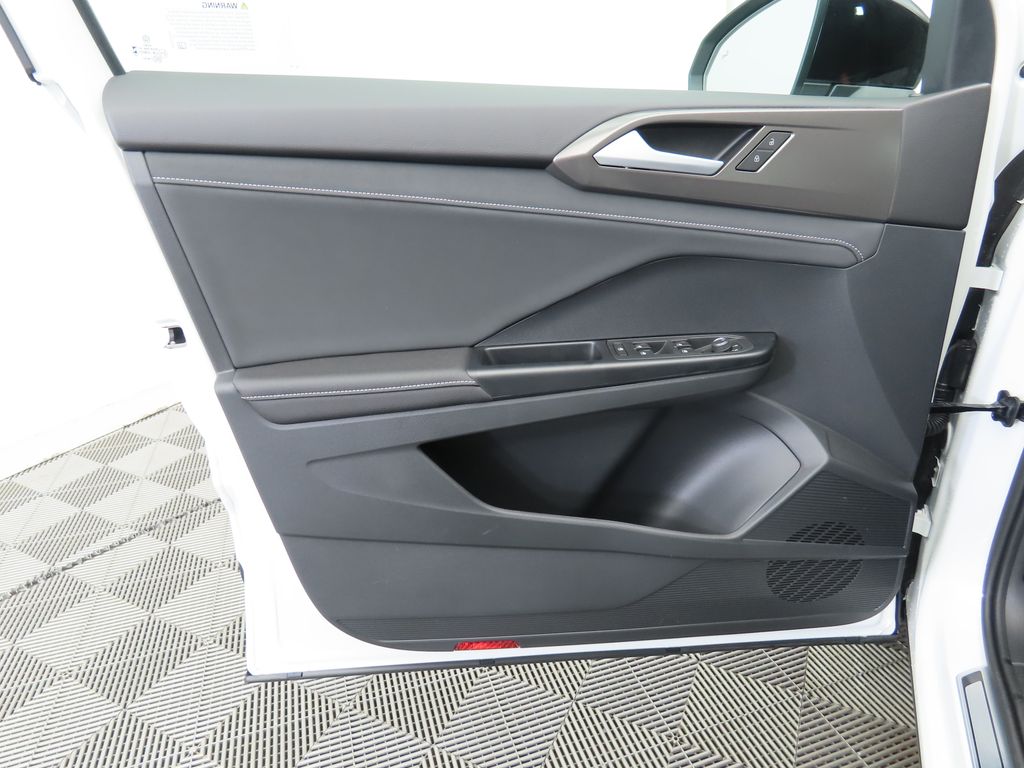 Thumbnail: 2026 Volkswagen Taos - 22