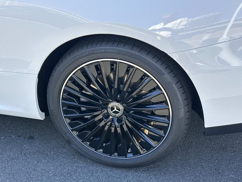 Thumbnail: 2026 Mercedes-Benz CLE - 6