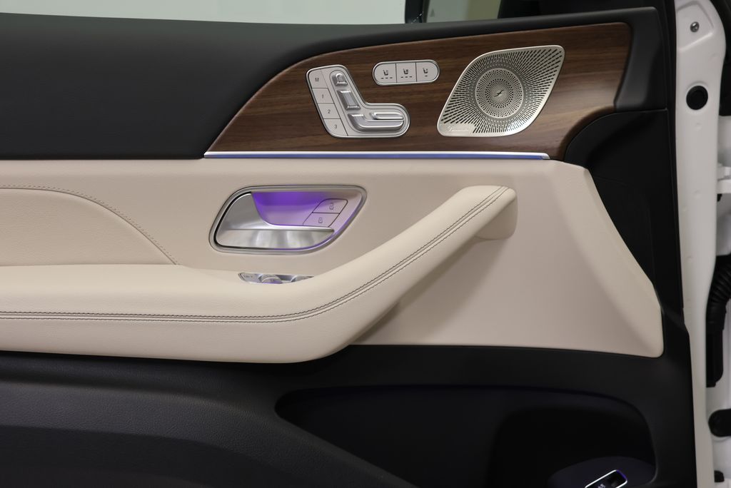 Thumbnail: 2026 Mercedes-Benz GLE - 32