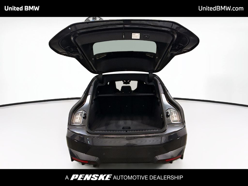 Thumbnail: 2023 BMW iX - 14