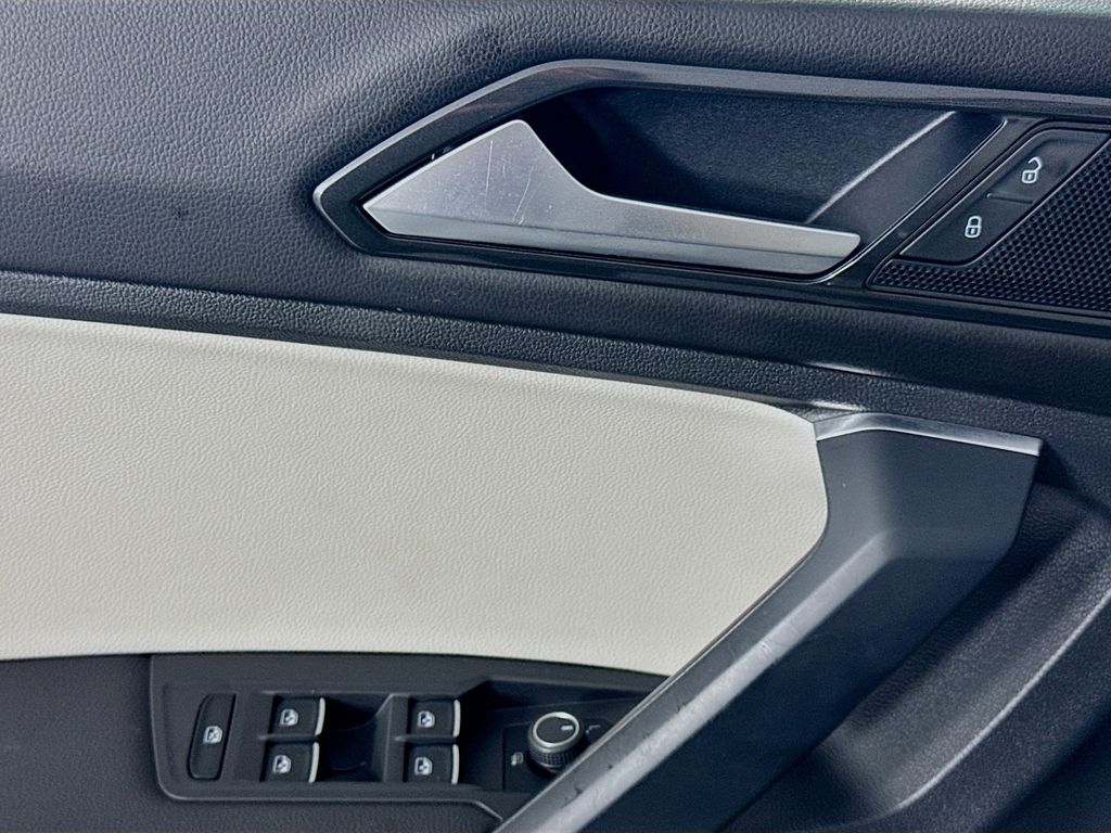 Used Car 2018 Volkswagen Tiguan  2.0t Se For Sale Under $12,000 In Austin, Texas