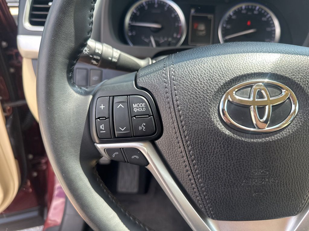 Used Car 2018 Toyota Highlander  Limited For Sale In Austin, Texas