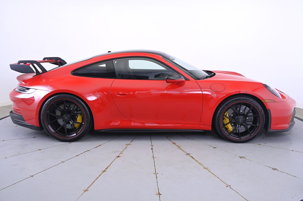 Thumbnail: 2022 Porsche 911 - 8