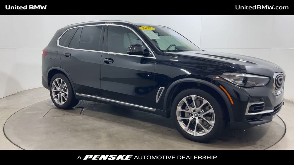 Thumbnail: 2022 BMW X5 - 2