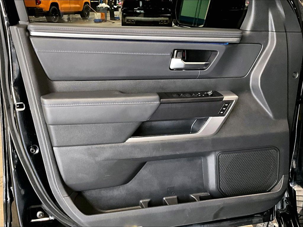2024 Toyota Tundra — photo 9