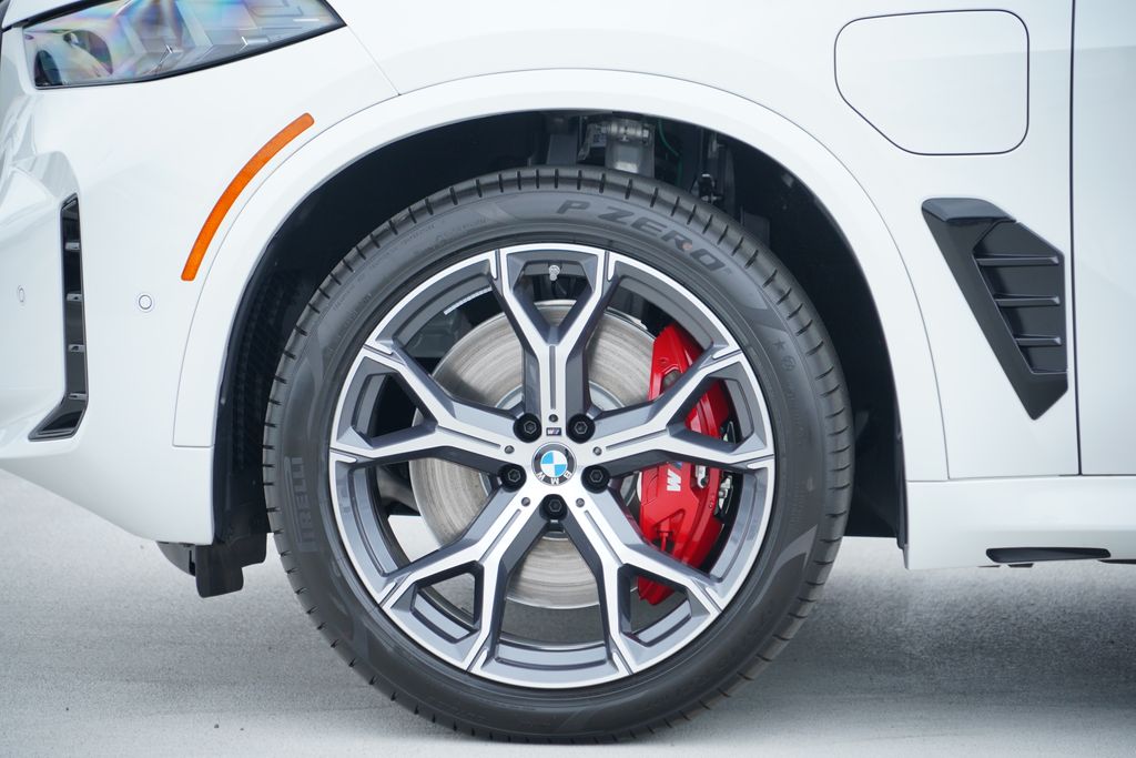 Thumbnail: 2026 BMW X5 - 5
