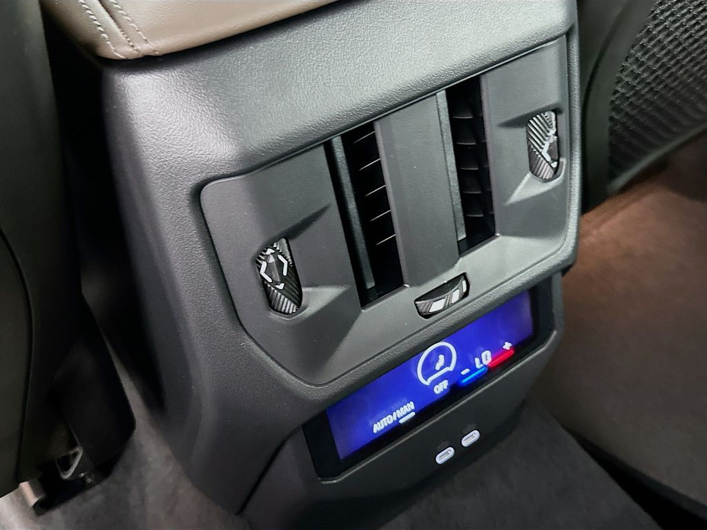 Thumbnail: 2025 BMW X3 - 18