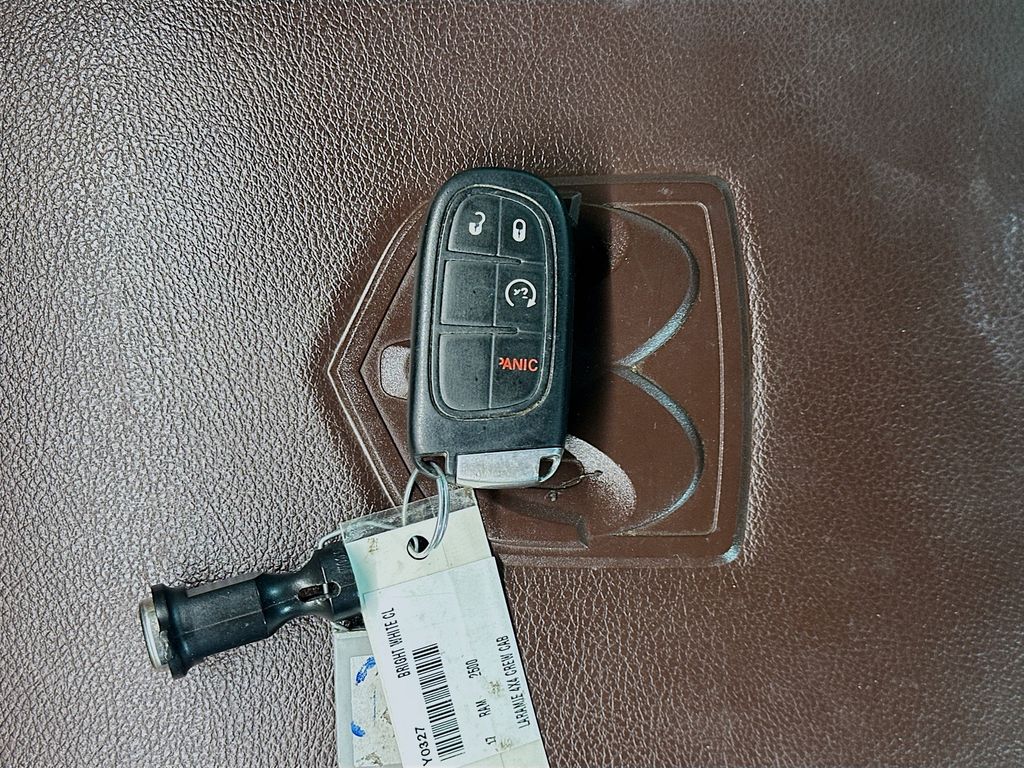 Used 2017 White Ram Laramie image 35