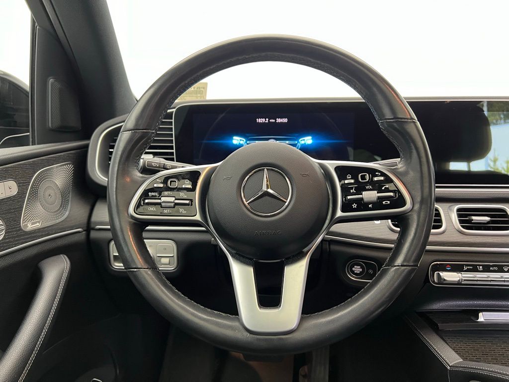 Thumbnail: 2023 Mercedes-Benz GLE - 17