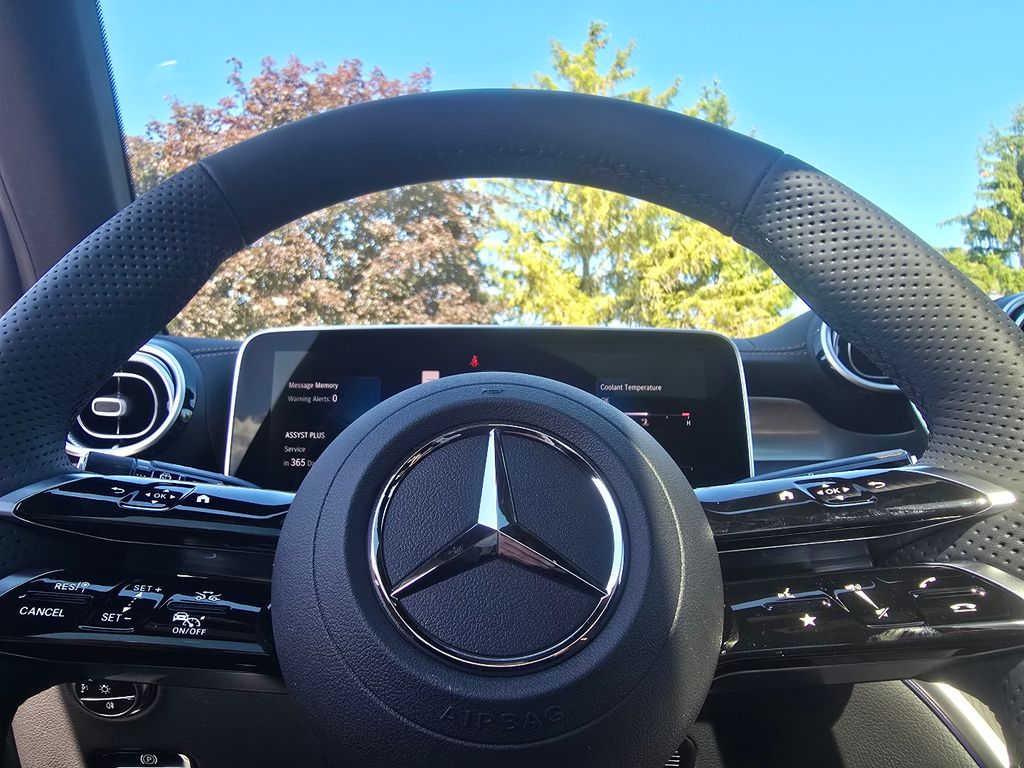 New 2026 Black Mercedes-Benz GLC 300 image 30