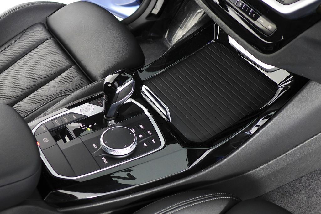 Thumbnail: 2022 BMW X3 - 15