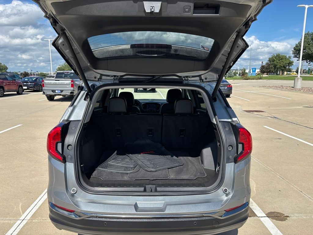 Used 2023 GMC Terrain SUV