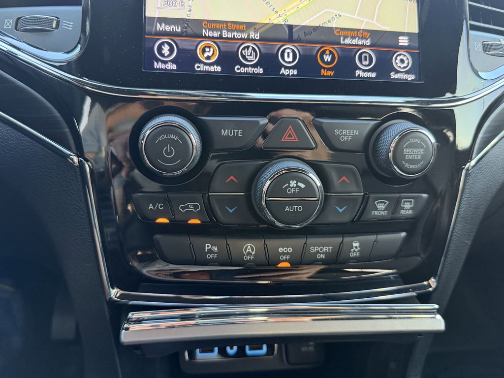 used 2021 Jeep Grand Cherokee car, priced at $24,893