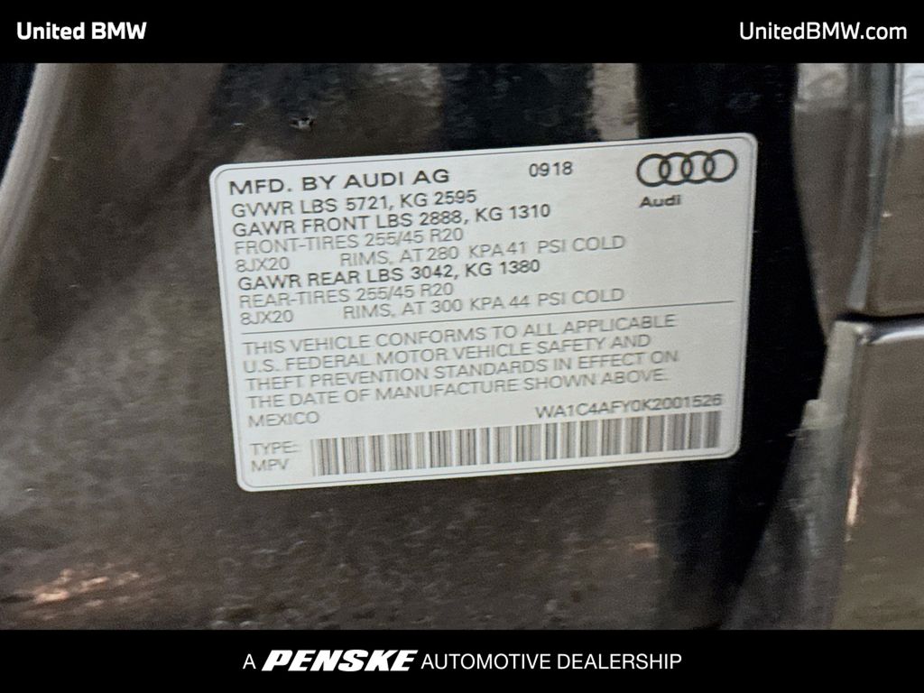 Thumbnail: 2019 Audi SQ5 - 15