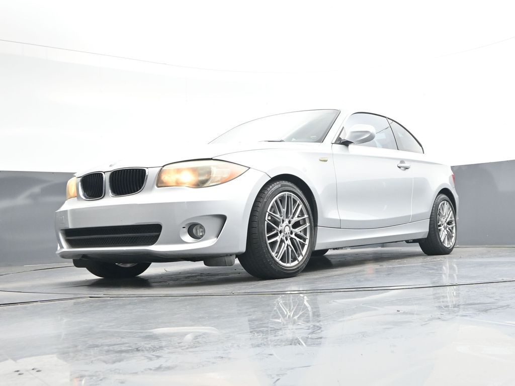 Used 2012 Silver BMW 128i image 36