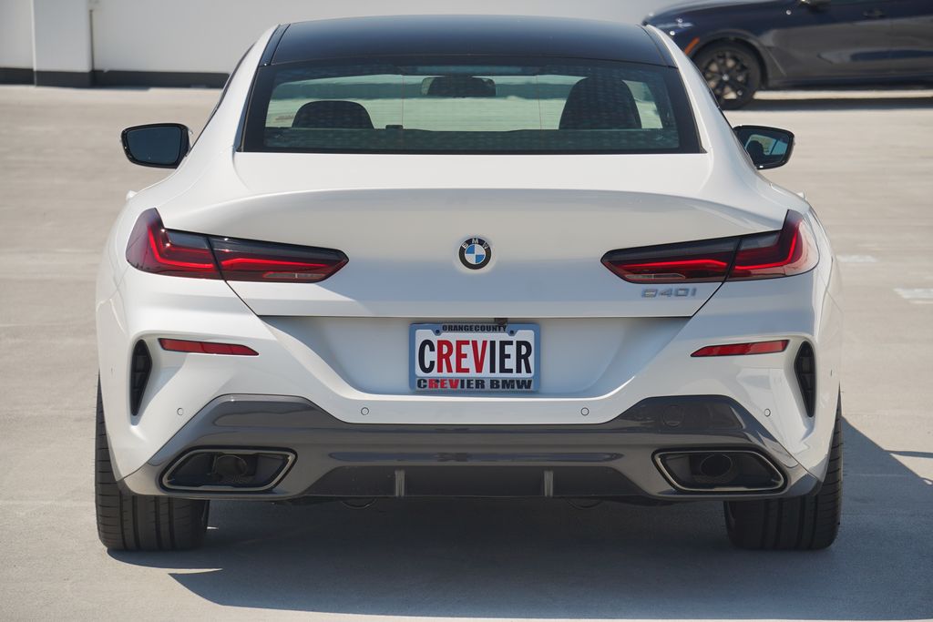 Thumbnail: 2025 BMW 8 Series - 6