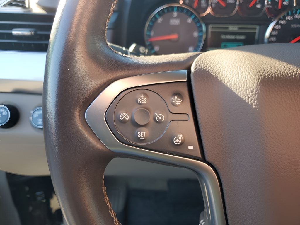 Used Car 2019 Chevrolet Suburban  Lt For Sale Under $30,000 In Austin, Texas