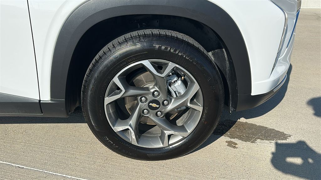2025 Chevrolet Trax LT White at Classic Chevrolet Galveston