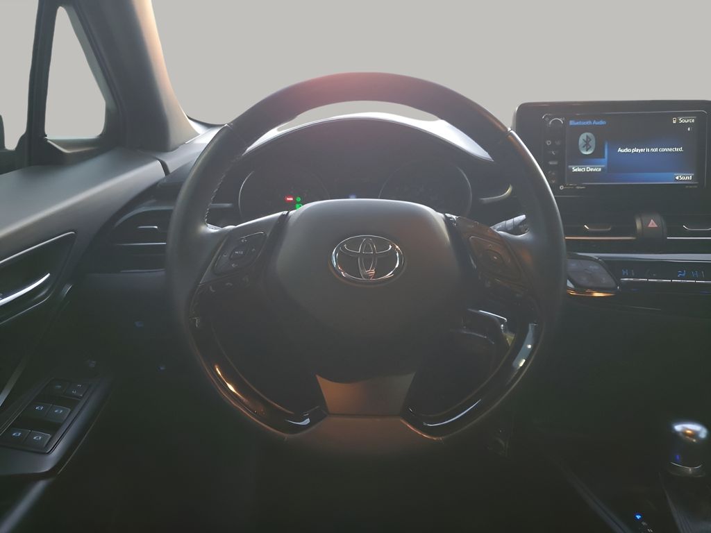 Used Car 2018 Toyota C-hr  Xle For Sale Under $12,000 In Austin, Texas