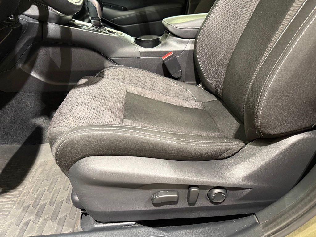 Thumbnail: 2022 Subaru Outback - 14