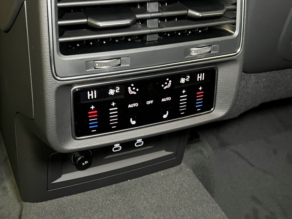 Thumbnail: 2026 Audi Q7 - 23