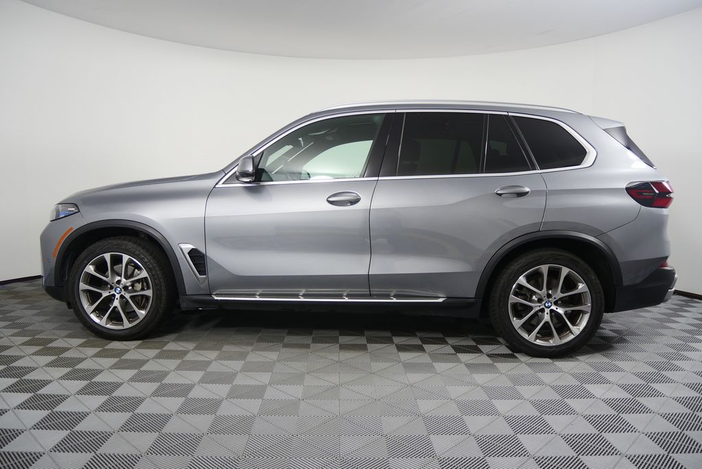 Thumbnail: 2024 BMW X5 - 6