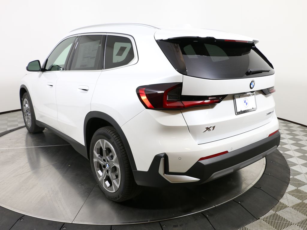 2025 BMW X1 xDrive28i 3