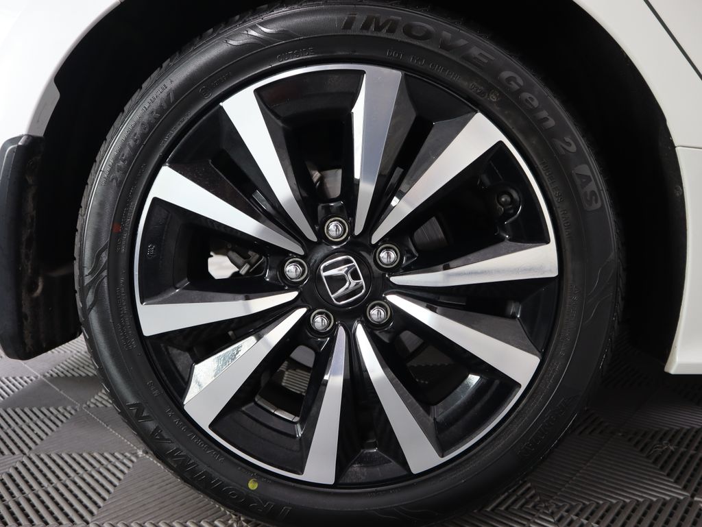 Thumbnail: 2024 Honda Civic - 32