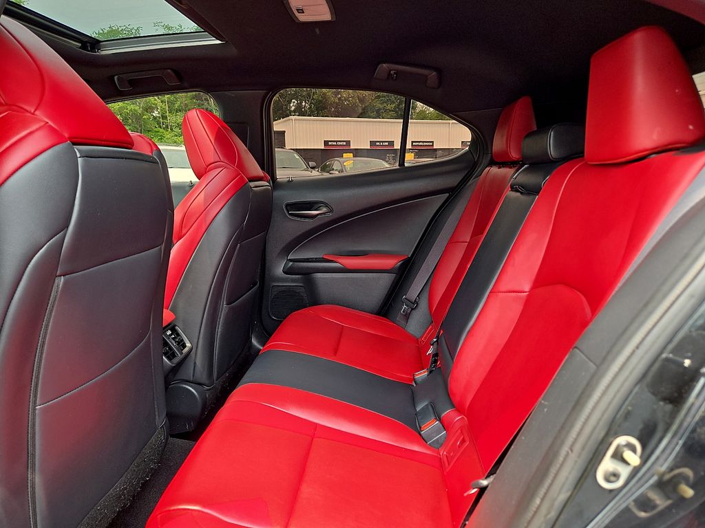 2020 Lexus UX