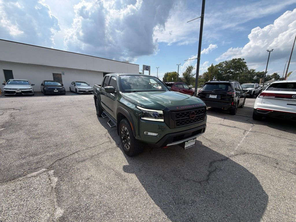 2024 Nissan Frontier PRO-4X Crew Cab 4WD