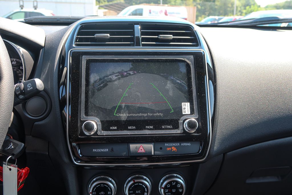 2027 Mitsubishi Outlander Sport LE