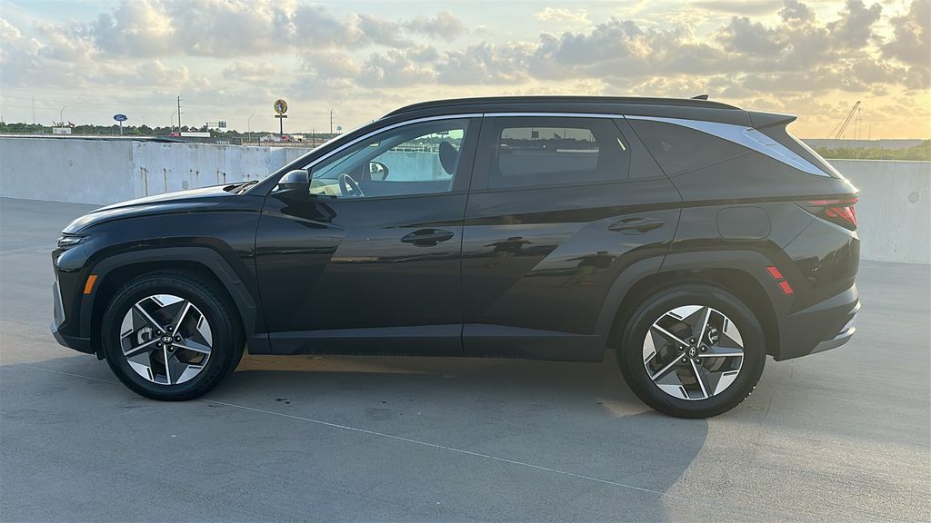 2025 Hyundai Tucson SEL - 8
