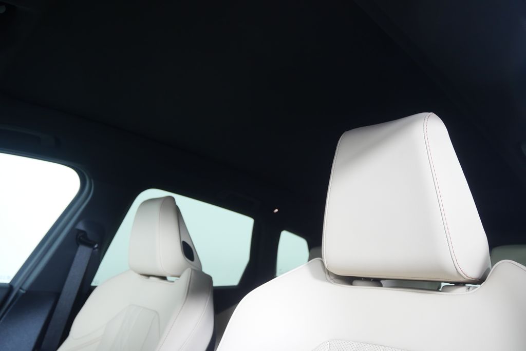 Thumbnail: 2026 BMW X3 - 12