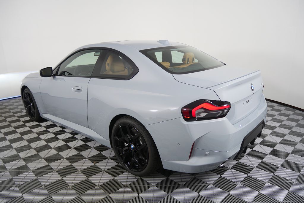 Thumbnail: 2026 BMW 2 Series - 6