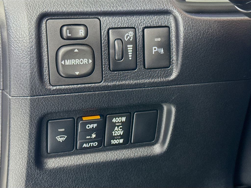 2017 Toyota 4Runner Limited photo