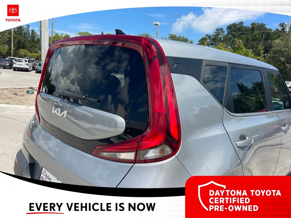 2022 Kia Soul LX photo 14