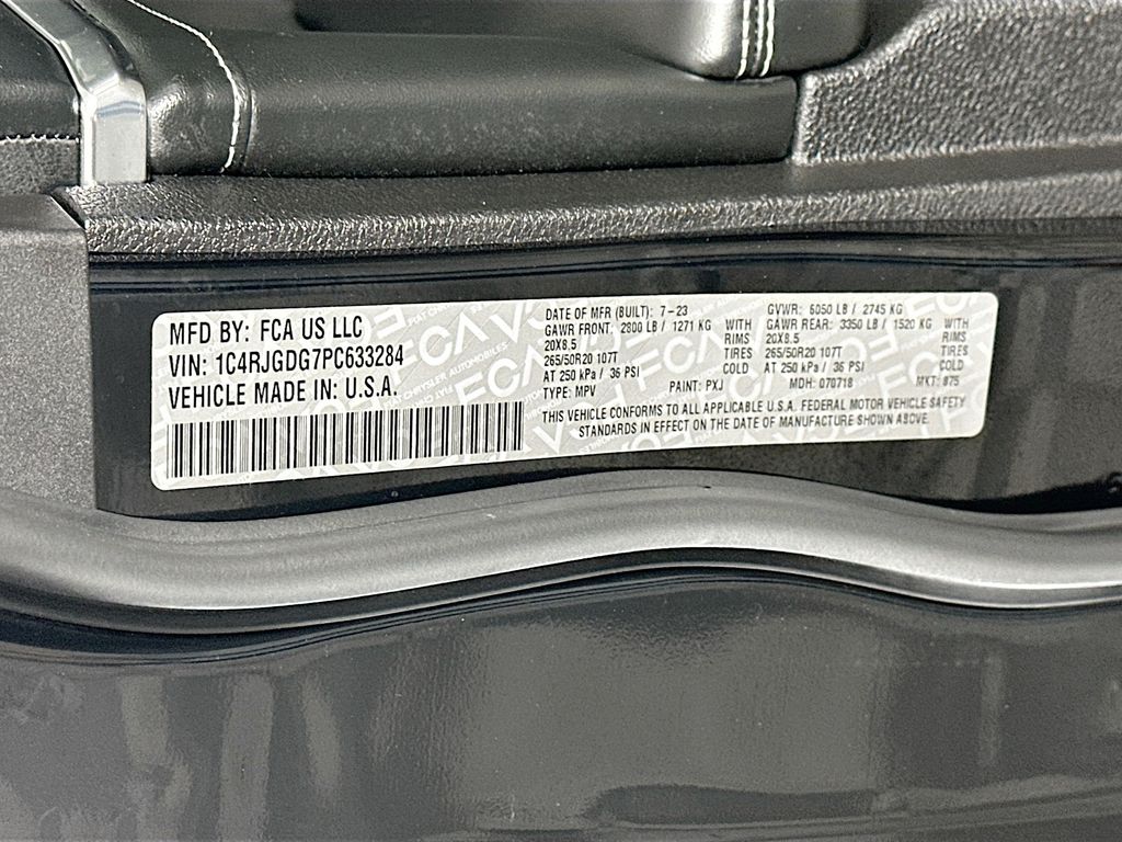 Used 2023 Black Jeep Overland image 36