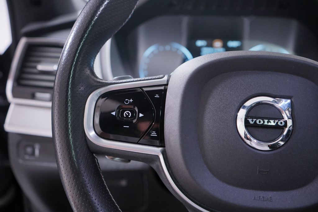 Thumbnail: 2017 Volvo XC90 - 19