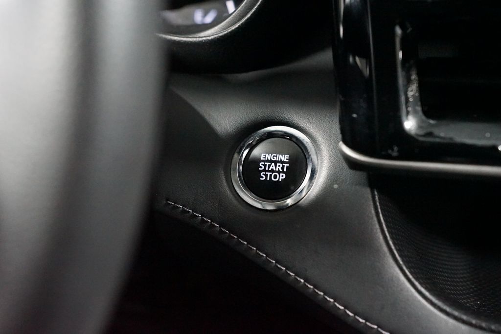 Thumbnail: 2023 Toyota Highlander - 21