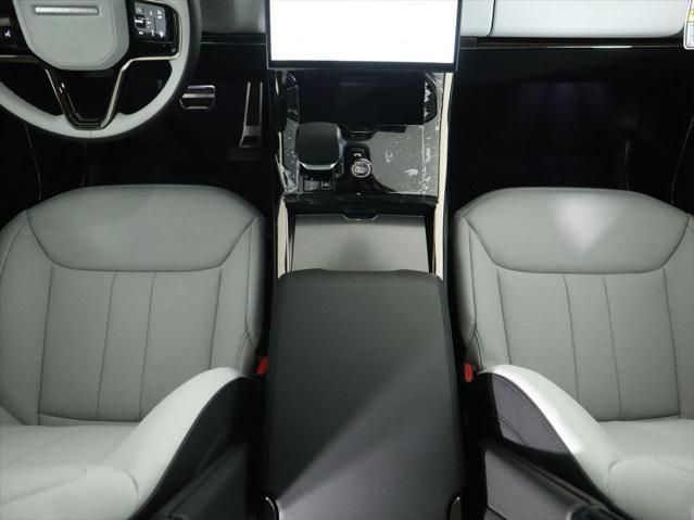 Thumbnail: 2026 Land Rover Range Rover Sport - 17