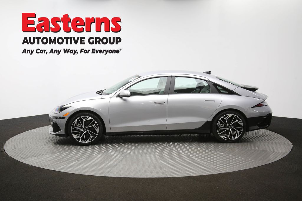 Used 2023 Silver Hyundai SEL image 59