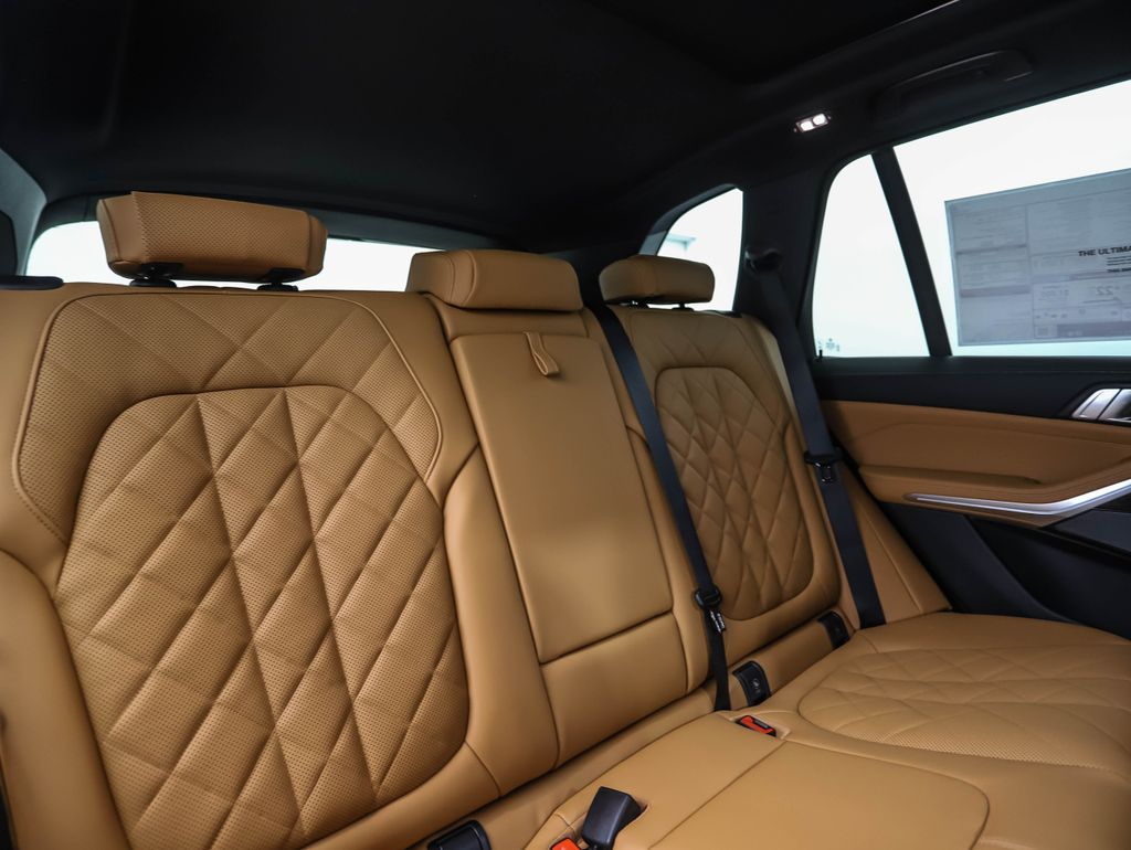 Thumbnail: 2026 BMW X5 - 28