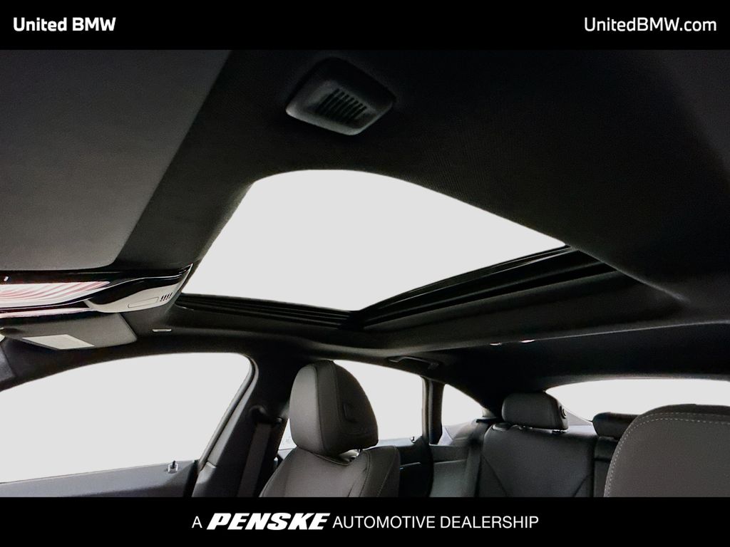 Thumbnail: 2026 BMW i4 - 12