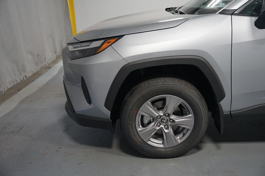 Thumbnail: 2025 Toyota RAV4 - 5