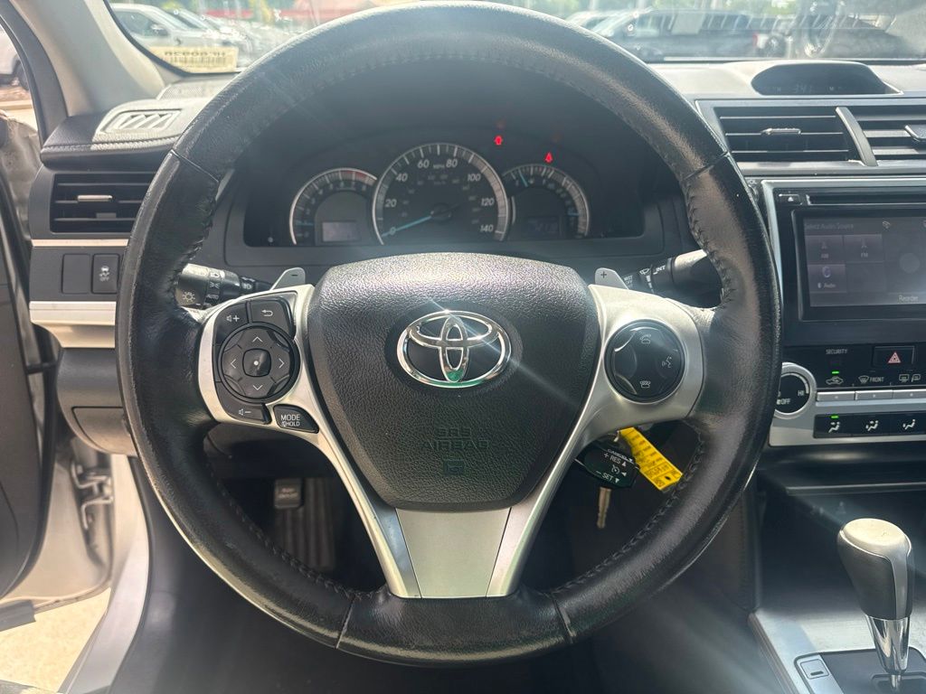2014 Toyota Camry SE Sport