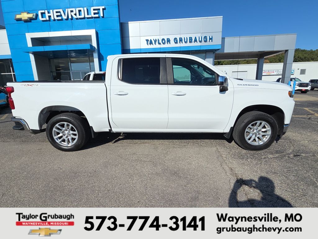 Summit White 2019 Chevrolet Silverado 1500 Pickup Truck Four-Wheel Drive 8-Speed Automatic