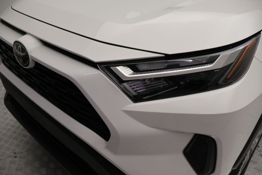 Thumbnail: 2024 Toyota RAV4 - 3