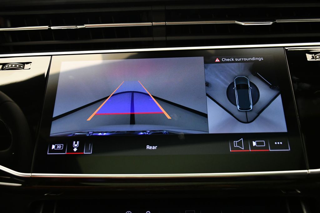 Thumbnail: 2025 Audi Q7 - 26