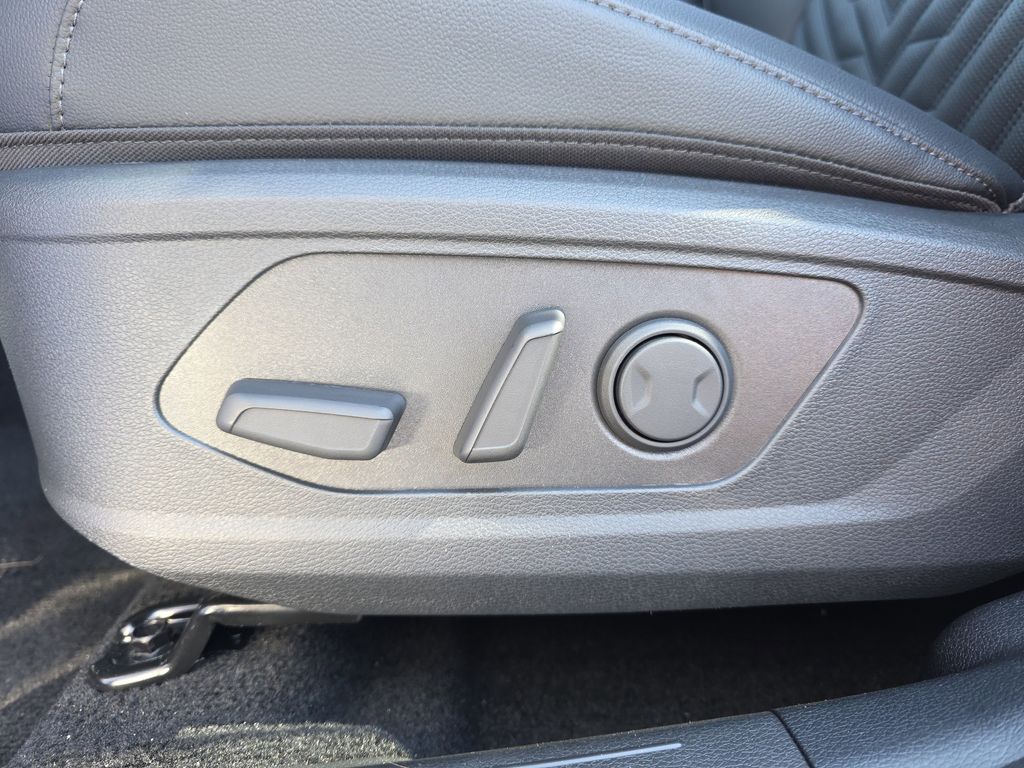 new 2026 Kia Sportage car, priced at $37,854