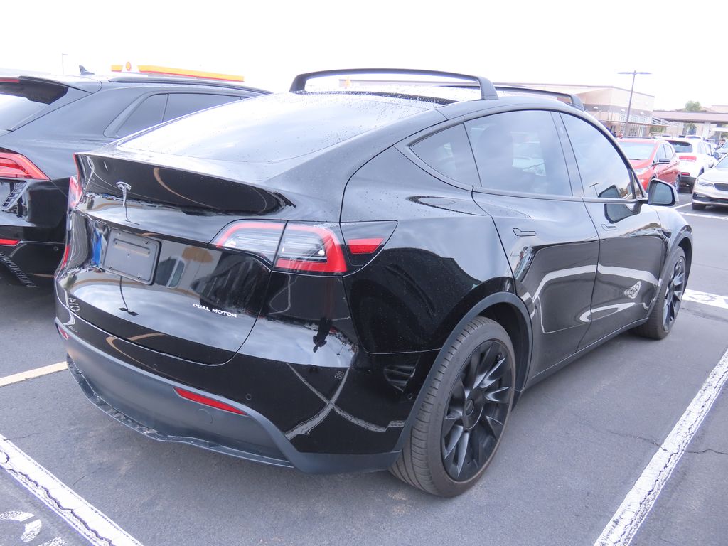 Thumbnail: 2022 Tesla Model Y - 3